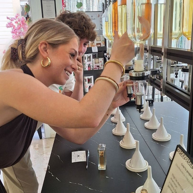 See the perfume bar at work