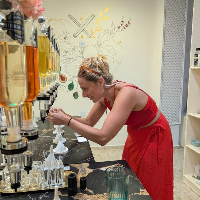 See the perfume bar at work